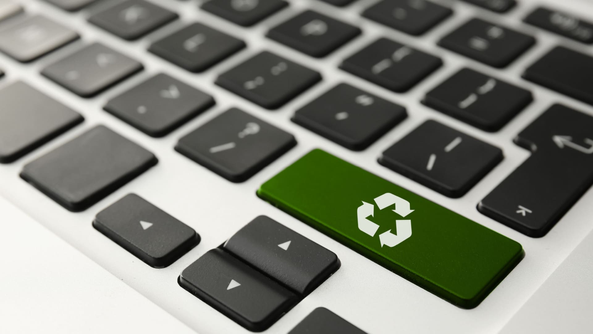 Benefits of Upgrading to Green Electronics